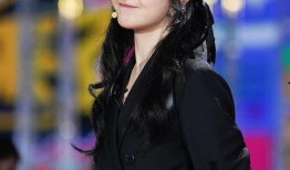 娱乐爆料小周,小周最新动态揭秘，精彩瞬间引关注